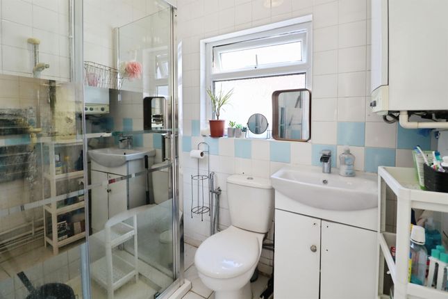 3, Devon Place, Cardiff photo 2