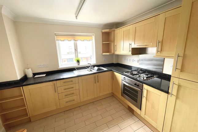 50, Borough View, Pembroke Dock photo 4
