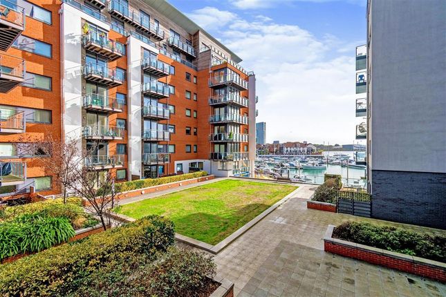 Flat for sale in Ocean Way, Ocean Village, Southampton