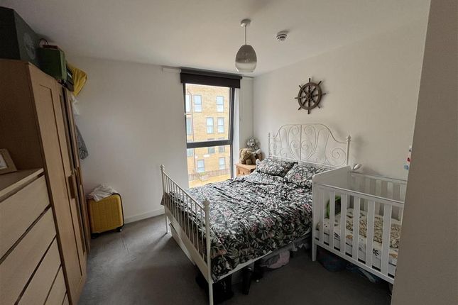 Thumbnail Flat for sale in Upper Stone Street, Maidstone, Kent