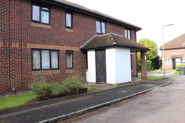 Flat to rent in Pebble Drive, Didcot