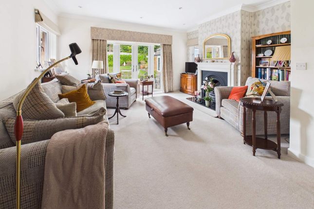 37, Heol Tyn Y Coed, Rhiwbina photo 3
