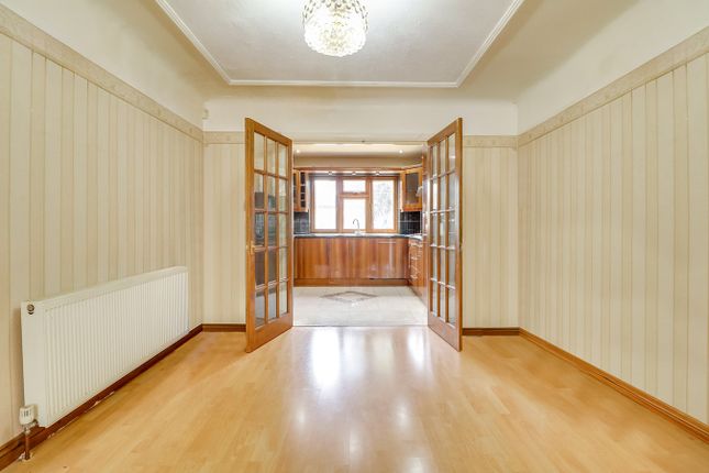 Semi-detached house to rent in Kingshill Drive, Harrow