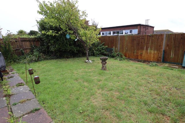 43, Links Drive, Bexhill-on-Sea photo 2