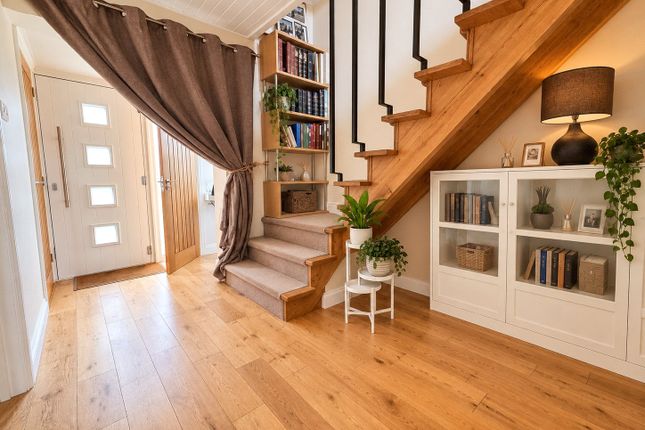3, Quarry Hill, Godalming photo 4