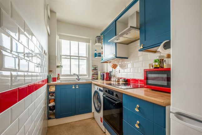 33, Astra House, Kings Road, Brighton photo 4