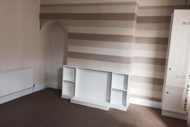 Thumbnail Property to rent in Longroyd Grove, Hunslet, Leeds