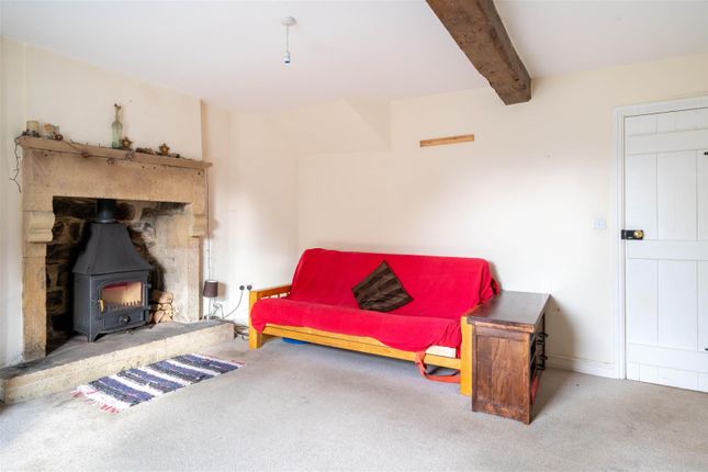 61, The Knoll, Matlock photo 4