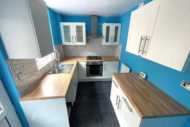 11, Russell Street, Sutton-In-Ashfield photo 4