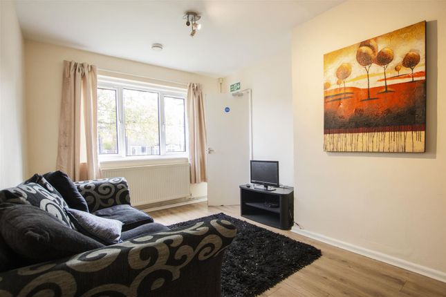 Thumbnail Property to rent in Fladbury Crescent, Selly Oak, Birmingham