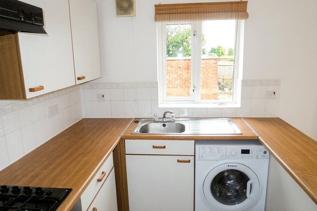 15, Fern Grove, Bristol photo 3