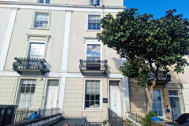 Attractive Period Terraced Faã§Ade With Decorative ...