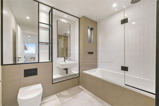 Flat for sale in Lavey House, 10 Belgrave Road, Greater London