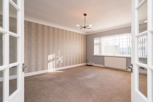 216 Tag Lane, Preston photo 2