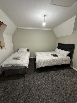 Town house to rent in Romulus Court, Newcastle Upon Tyne