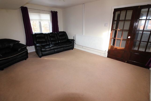 Flat for sale in St. Stephens Gardens, Wolverhampton Street, Willenhall