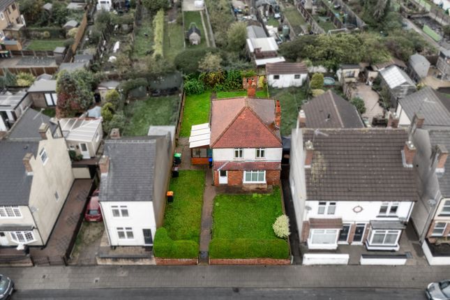 3-bed detached on 30 Bath Street, Sutton-In-Ashfield, £120,000