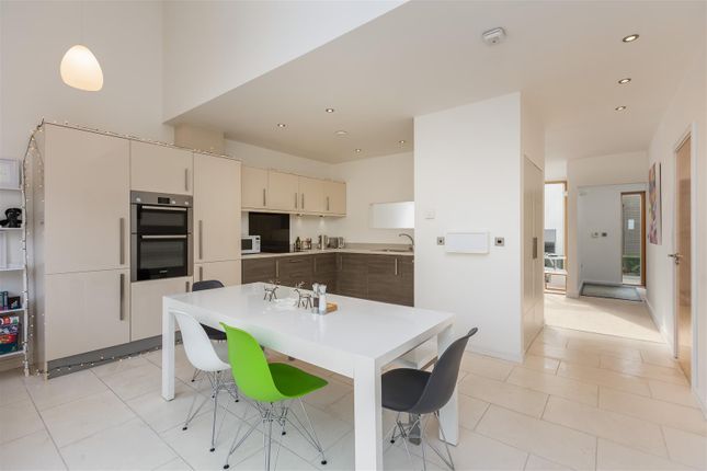 12, Spire View, Pickering photo 4