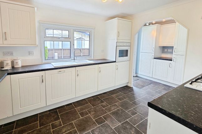 34, Lindum Park, Ruskington photo 4