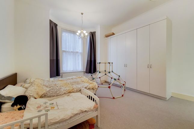 Flat to rent in Very Near Grange Road Area, Ealing Broadway South Area