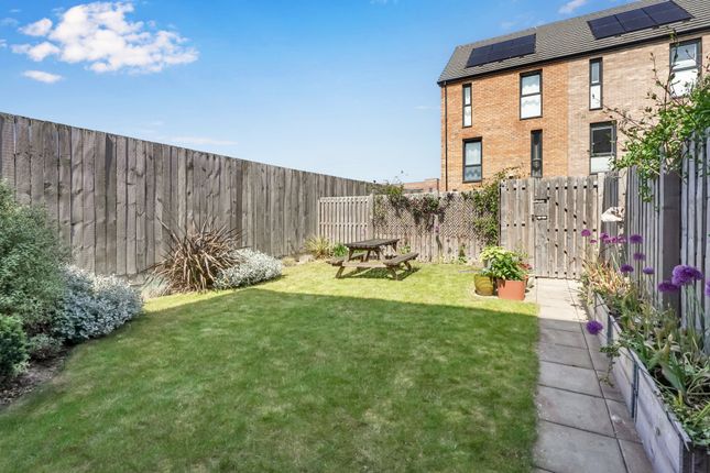 44, Adamslaw Place, Portobello, Edinburgh photo 2
