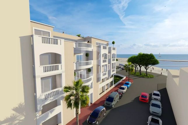 Triplex for sale in Cannes, Moure Rouge, 06400, France