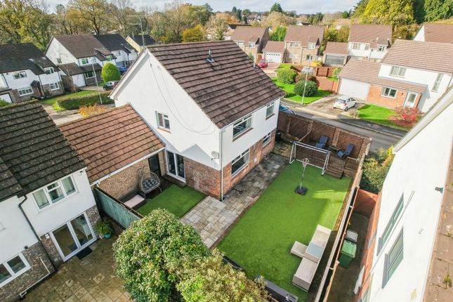 27, Chartwell Drive, Cardiff photo 3