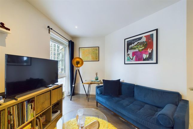 Flat for sale in Meridian House, Battersea Reach, Juniper Drive, London