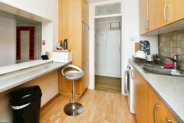 Flat 6 Braemar House, Norfolk Road, Brighton photo 2