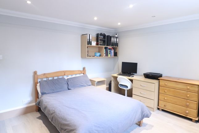 Thumbnail Property to rent in Henstead Road, Southampton
