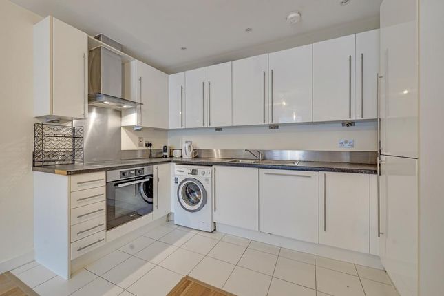 Flat 151, The Sphere, 1 Hallsville Road, London photo 4