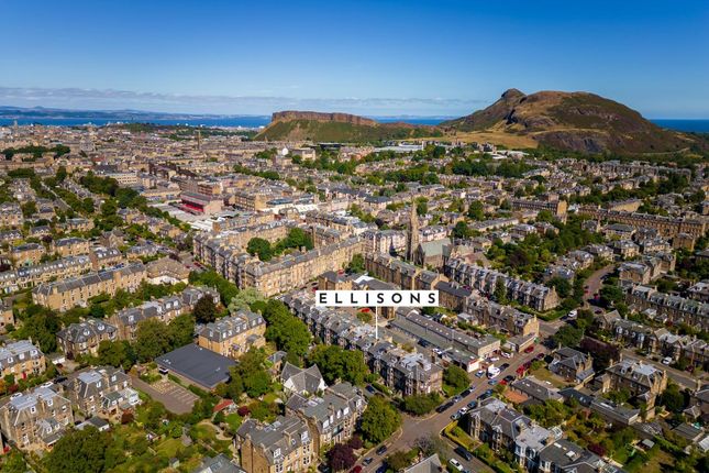 Thumbnail Flat for sale in Findhorn Place, Edinburgh