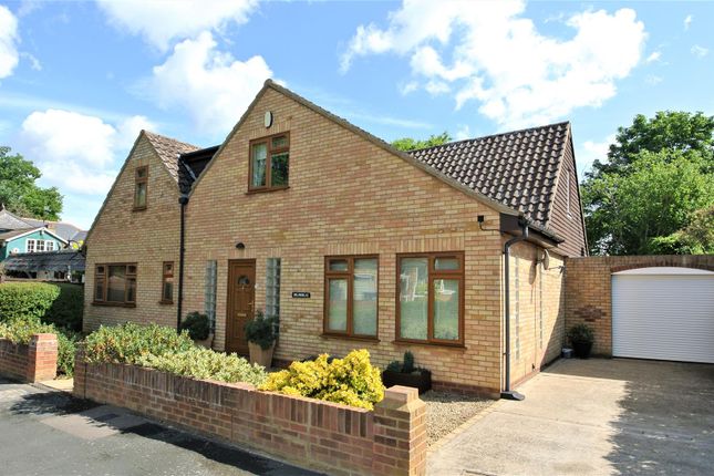 Thumbnail Detached house for sale in Woodlands Park, Addlestone