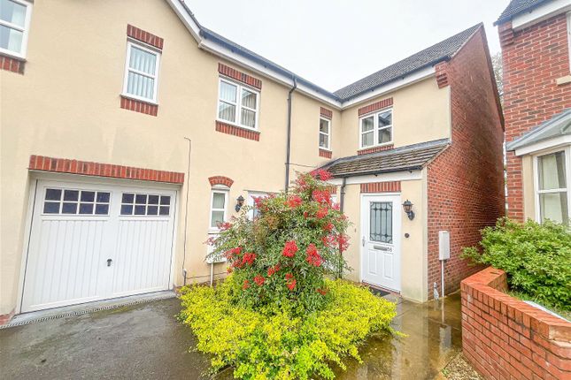 Flat for sale in Middlewood Close, Solihull