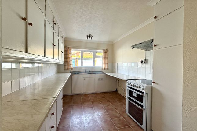 37, Cottington Court, Devon photo 2