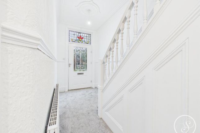 43, Harehills Avenue, Leeds photo 3