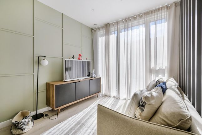 4-bed other on 4, Springpark Drive, London, £1,500,000
