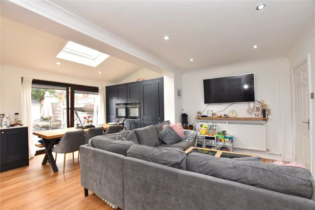 14, Devonshire Close, Greater Manchester photo 4
