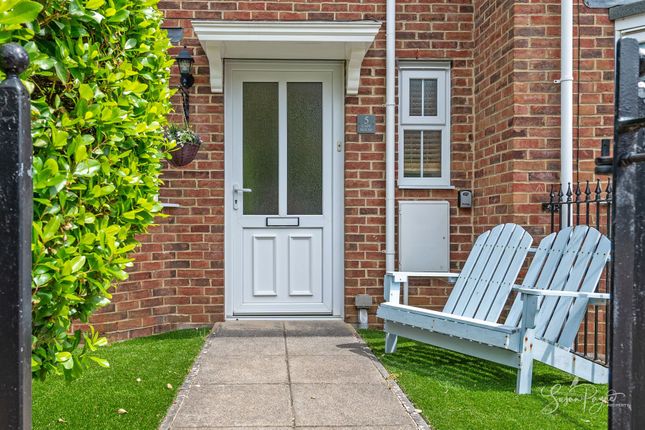 5 Victoria Mews Binstead Road, Ryde photo 4