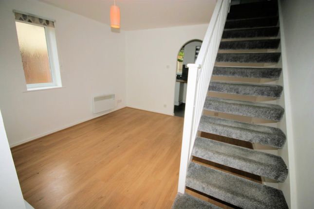 Elveden Close, Bushmead, Luton photo 4