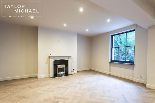 8A, St. Aubyns, Hove photo 2