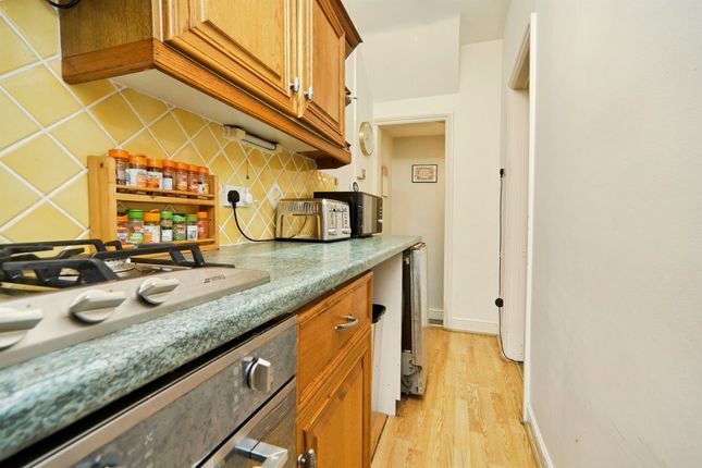 13, Park View, Leeds photo 4