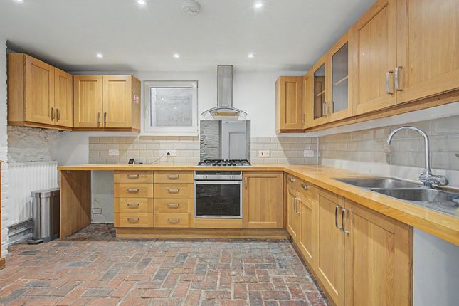 3 Prospect Place, Maidstone photo 4