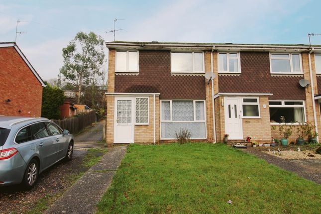 End terrace house for sale in Lane End Road, Sands, High Wycombe