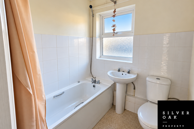 4 Ty Stafford, Llanelli photo 4