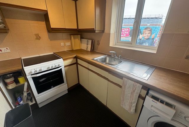 23 Berlington Court,, BRISTOL photo 3