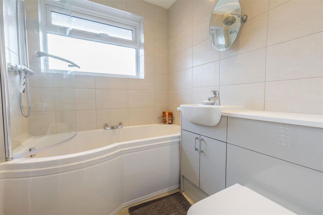 11, Broad Oak Drive, Nottingham photo 4