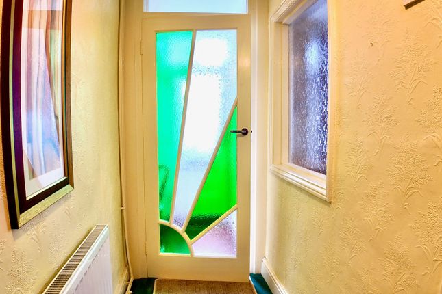 14 Brewer Street, Bargoed photo 4
