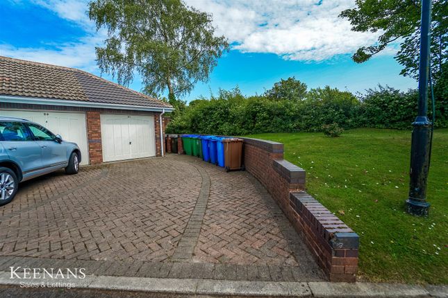 21, Bamford Mews, Norden Road, Rochdale photo 4