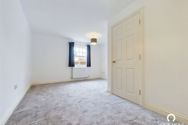 Flat to rent in High Street, Broadstairs, Kent